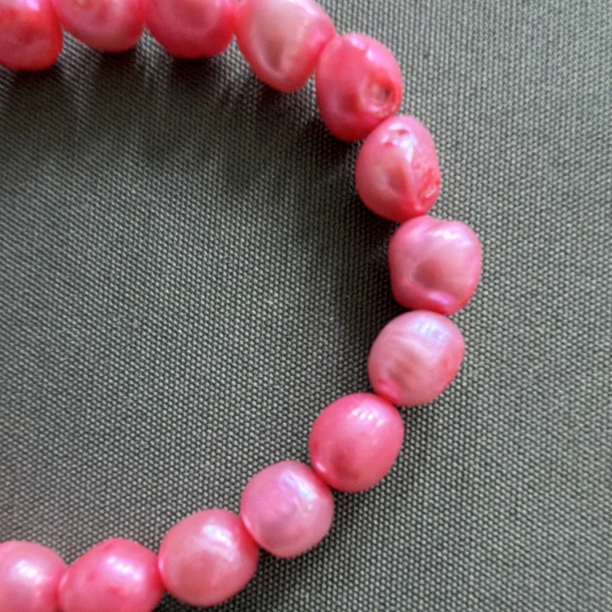 Pink Pearl Beaded Stretch Bracelet Round Beads No Closure 