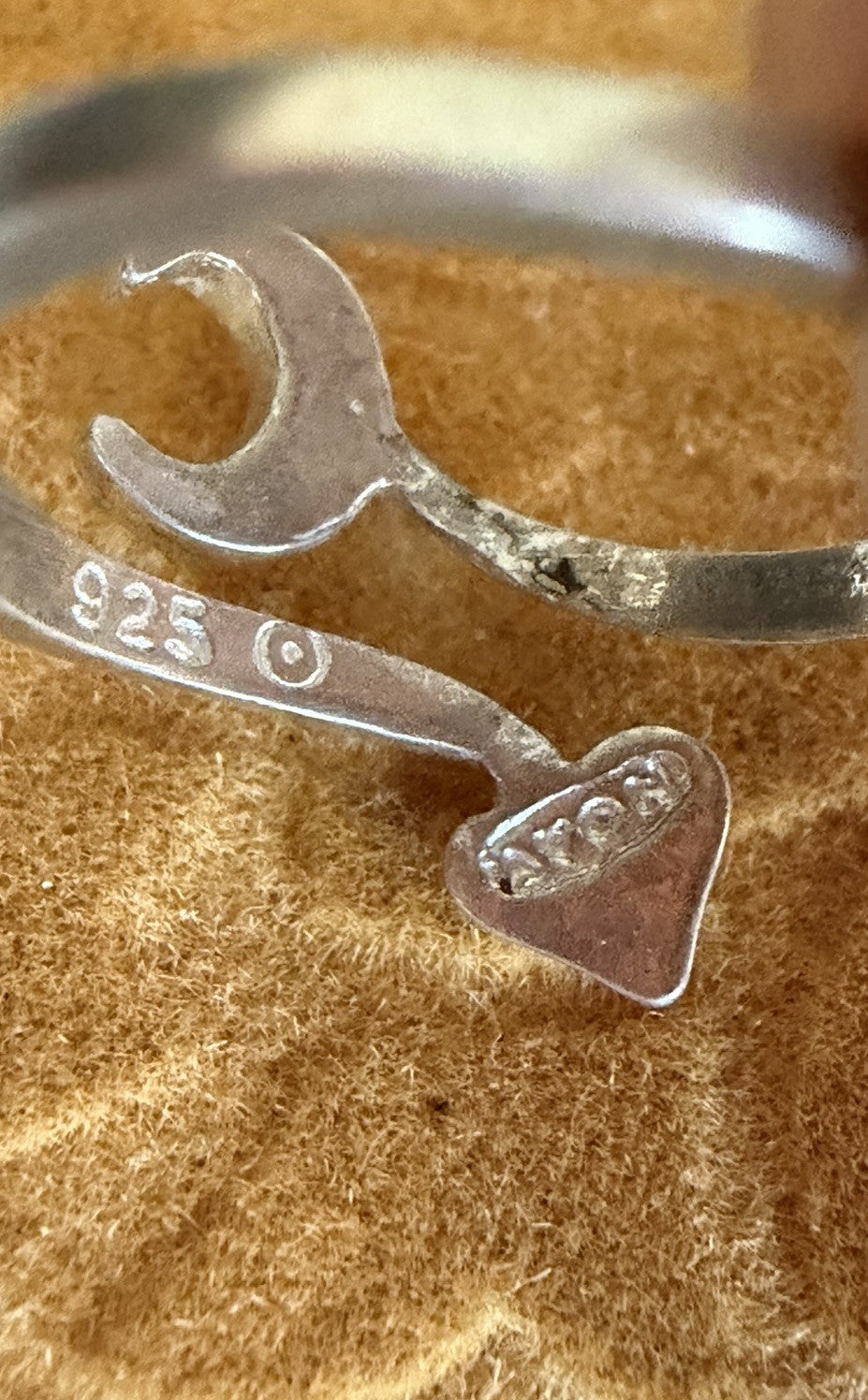 Avon Bypass Sterling Silver 925 Initial Letter C and Heart Shape Band Ring