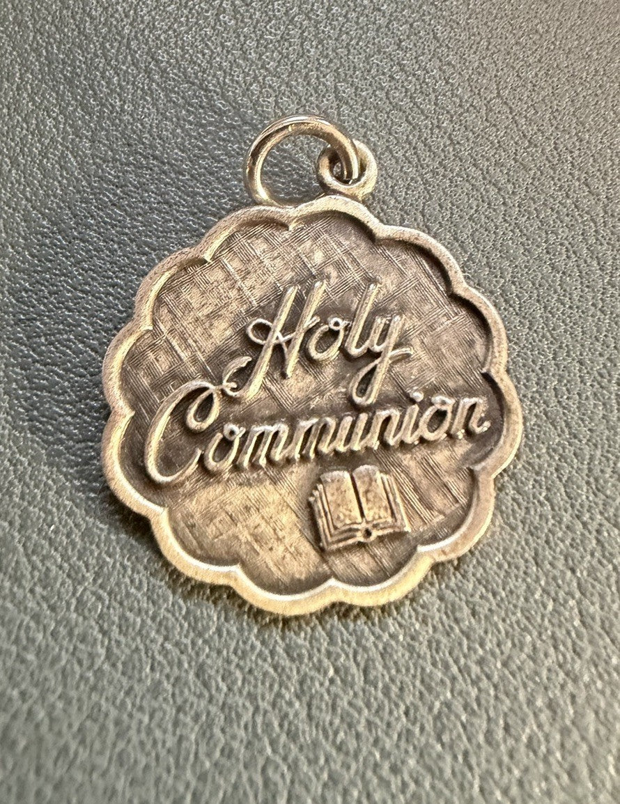 925 Vintage First Holy Communion Scalloped Edges Round Charm Sterling Silver
