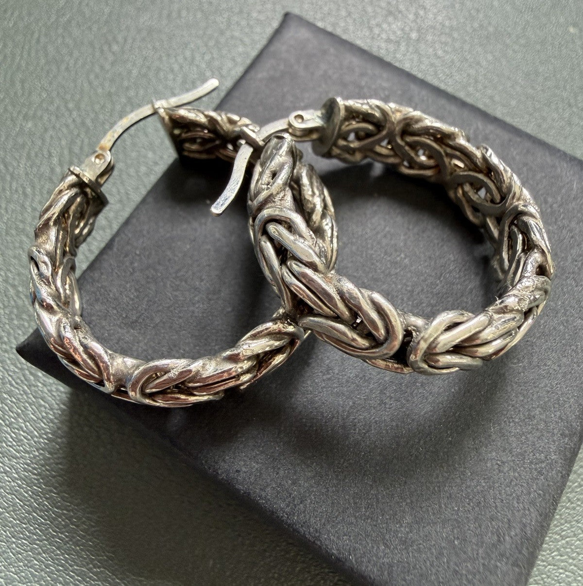 Vintage Sterling silver 925 byzantine chain round hoop earrings