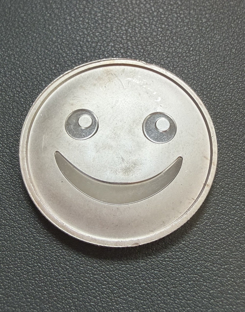 Emojis Happy Smile Face Round, 1 Troy Ounce .999 Fine Silver Collectible Bullion