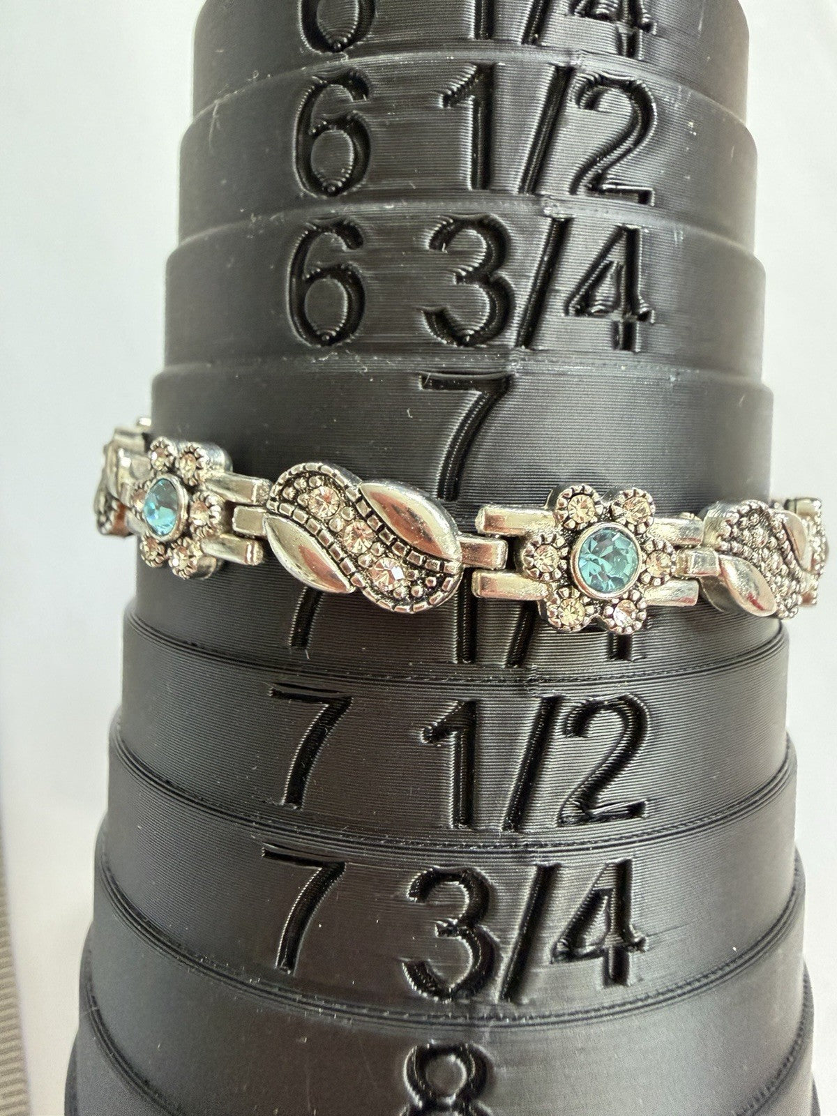 Silver-Tone Metal Chain Bracelet with Blue Flower Accents Floral Theme