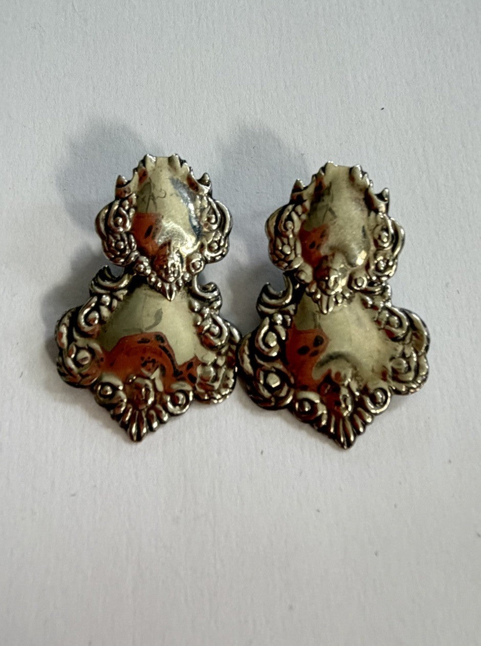 Beautiful vintage Luggage Tag style 925 Ornate sterling sliver drop earrings