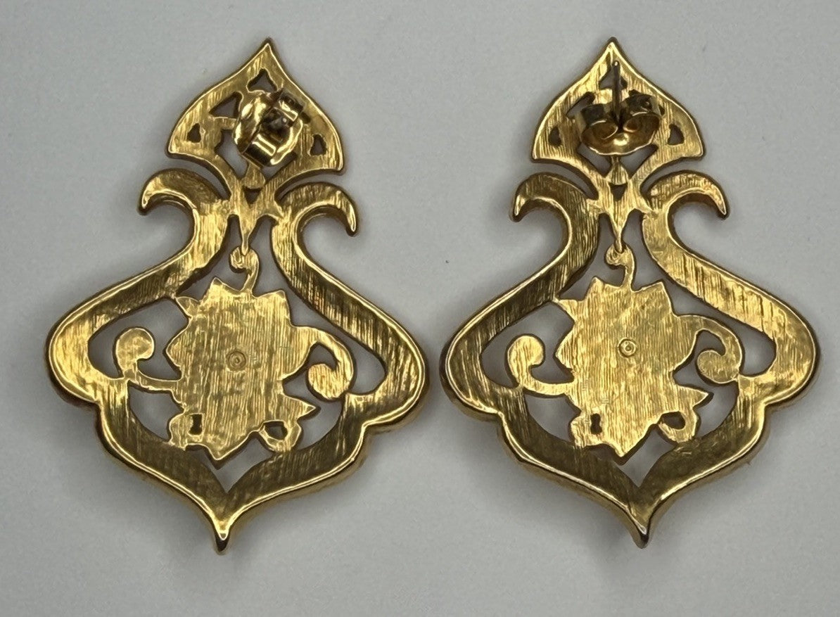 Avon VTG Pierced Earrings 1991 Color Accent Gold Tone Red Enamel Statement