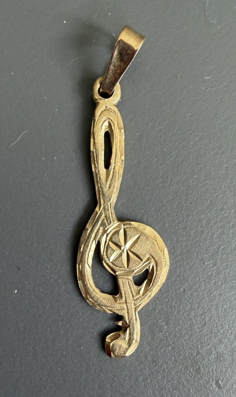 14K Yellow Gold Vintage Treble Clef Music Note Pendant Charm .5g