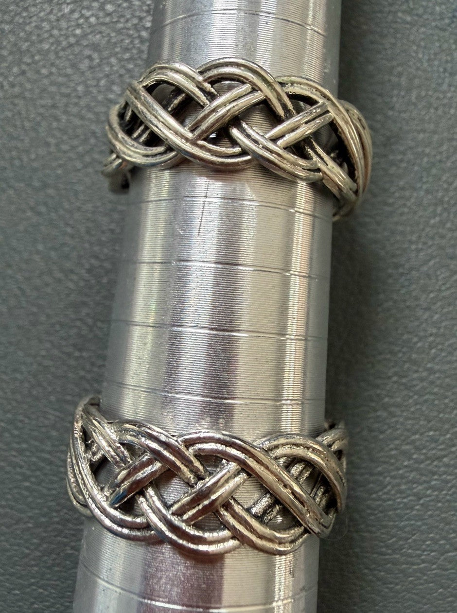 Set Of 2, His And Hers Celtic Braid Knot Silver Tone Ring Lot 8/10