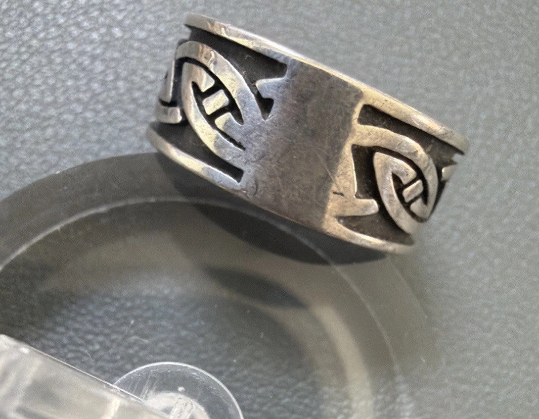 Vintage 925 Sterling Silver Band Celtic Knot Infinity Wedding WJ Sutton Ring Sz7