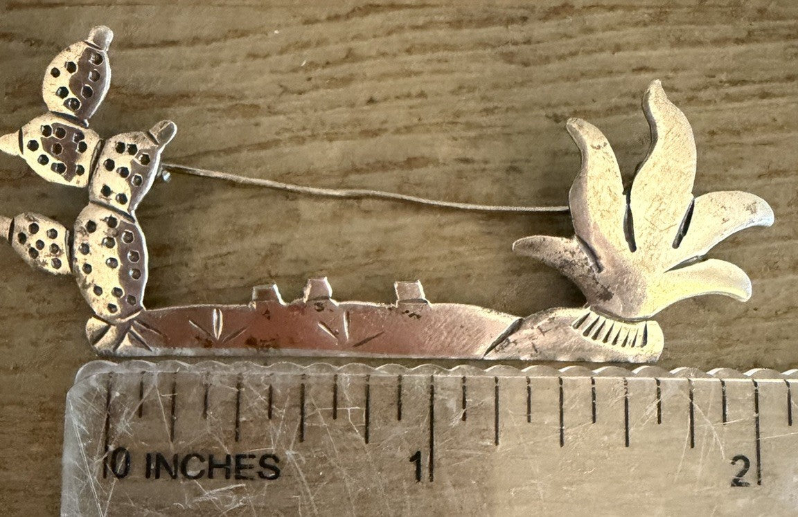 vtg signed Mexico sterling silver pin desertscape agave Cactus