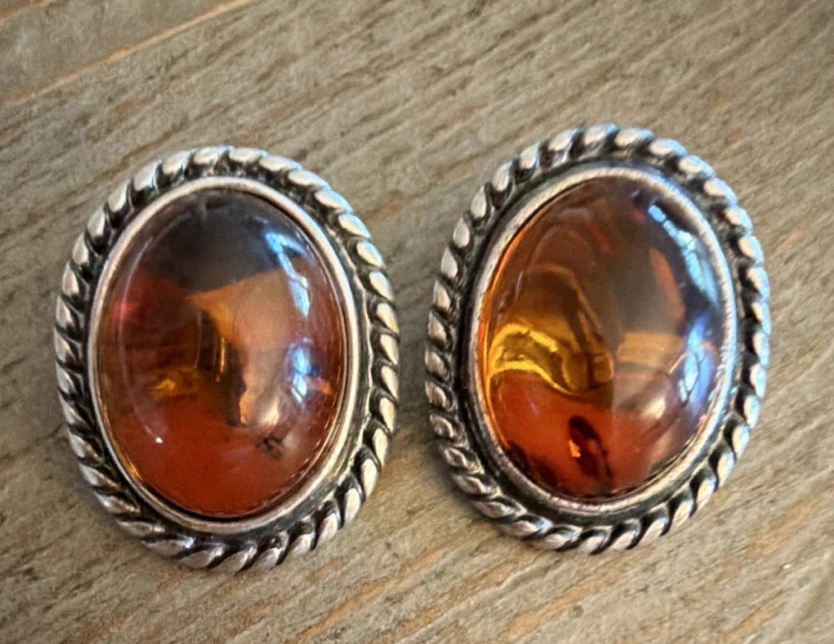 Gorgeous Sterling Silver 925 Bezel Set Amber Oval Clip-On Stud Earrings