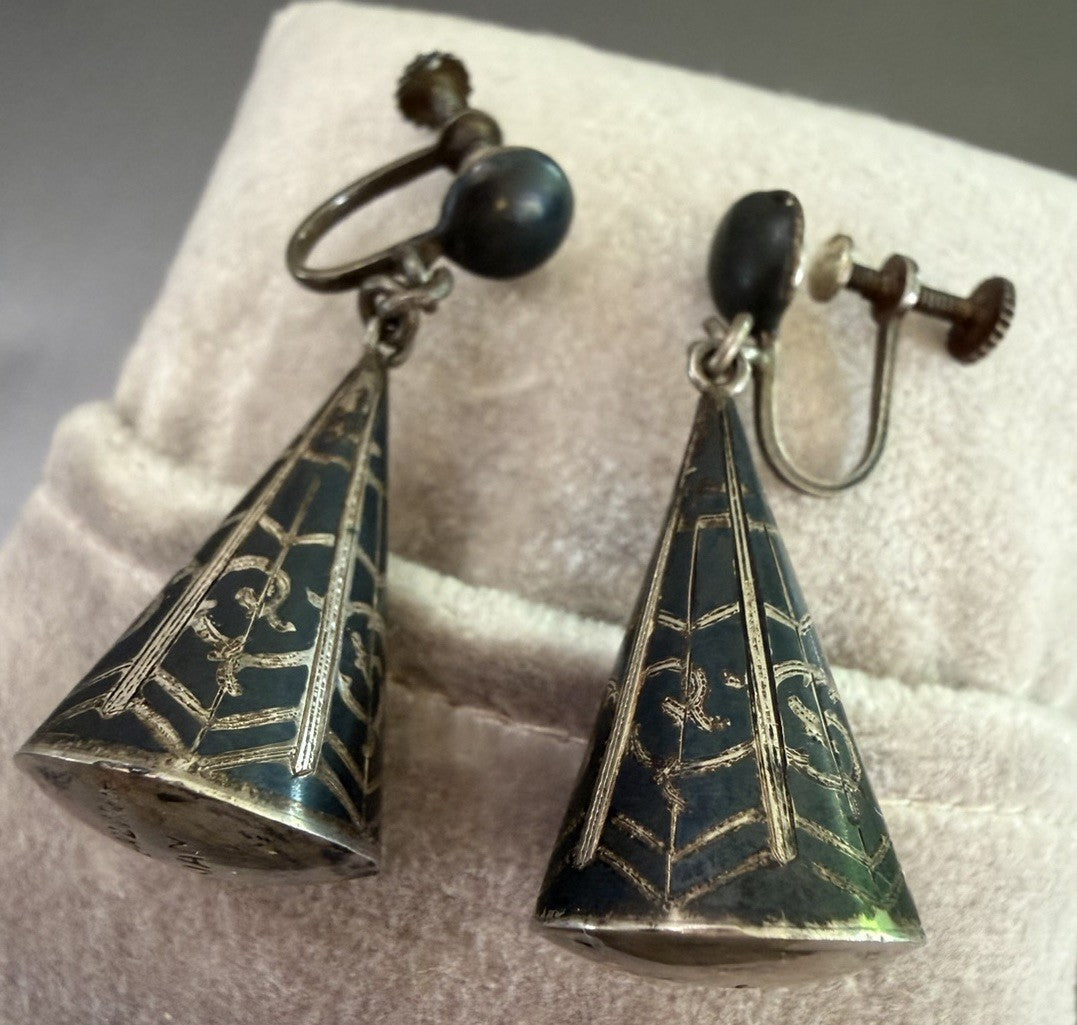 925 Sterling Silver Vintage Siam  Hindu Bell Screw Back Earrings