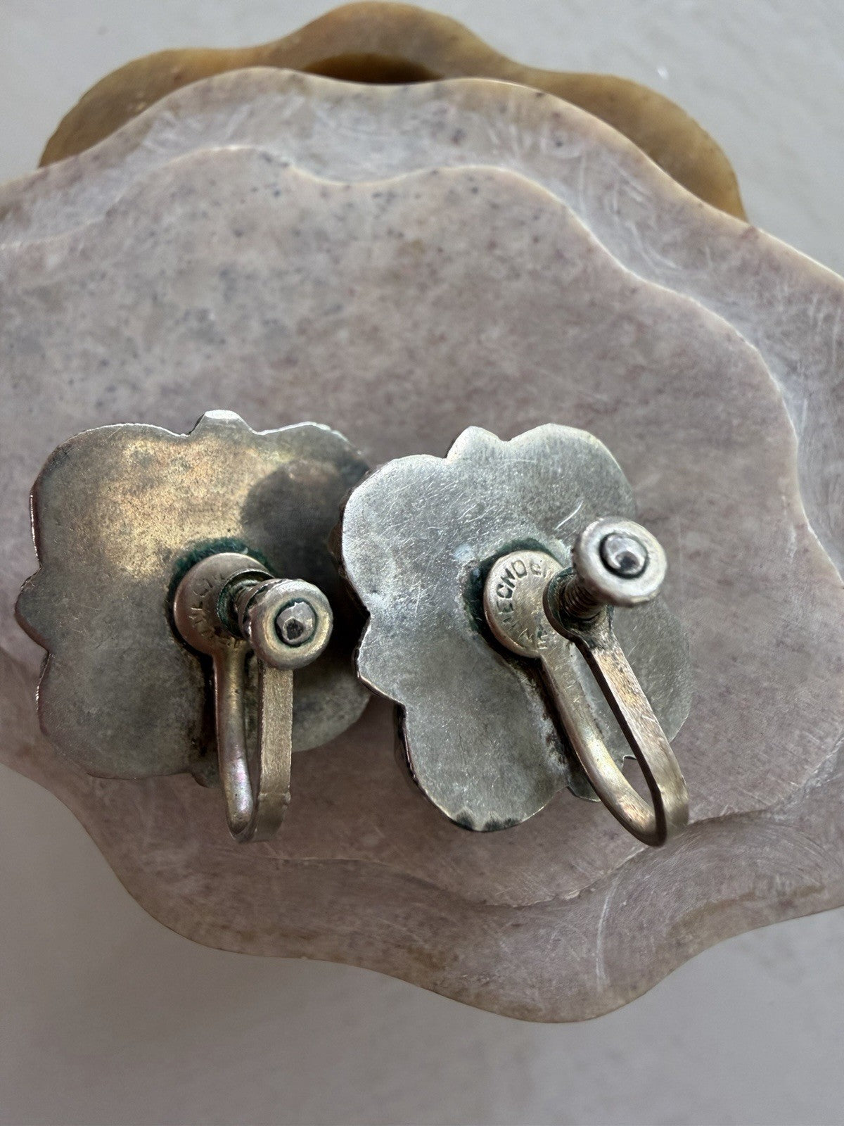 Vintage 925 Sterling silver Carved Green Stone Native Navajo Screw Back Earrings