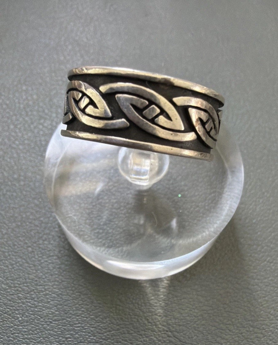 Vintage 925 Sterling Silver Band Celtic Knot Infinity Wedding WJ Sutton Ring Sz7