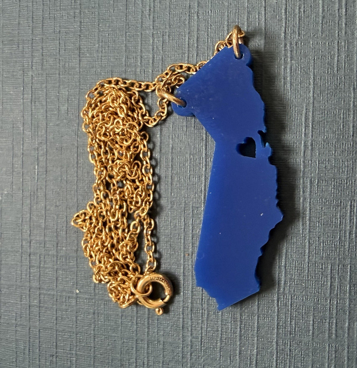 Adorable State Of California Pendant Necklace 14K GF Chain 18inch Chain