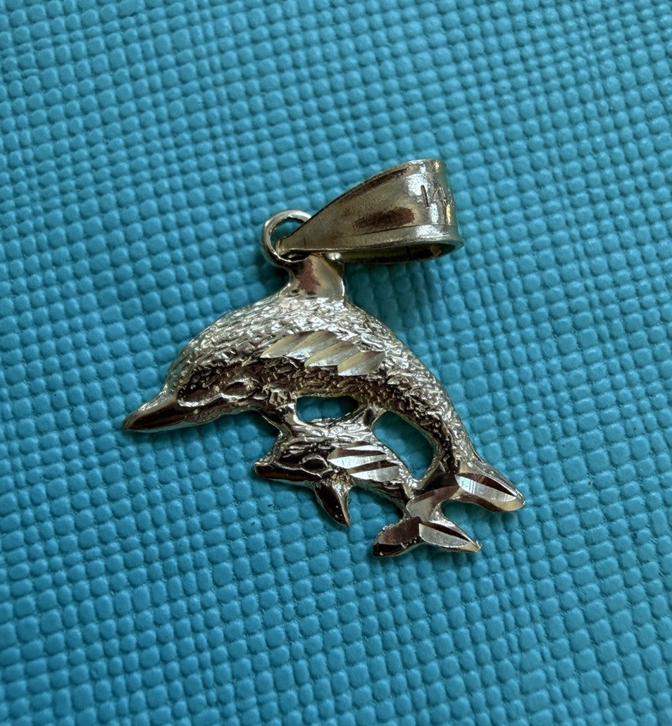 Beautiful Solid 14k Yellow Gold Double Dolphin Mom & Child Pendant Signed