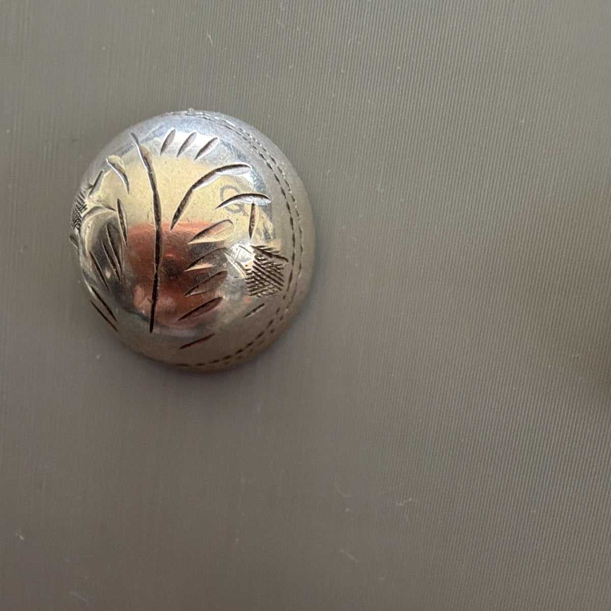 Vintage Sterling Silver 925 Round Dome detailed etch Engraved Stud Earrings 
