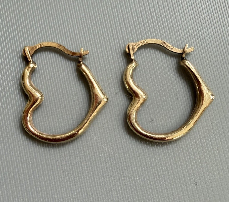 Israel 10k Gold Heart Huggie Earrings for Women Girls Every Day Earrings  .5"