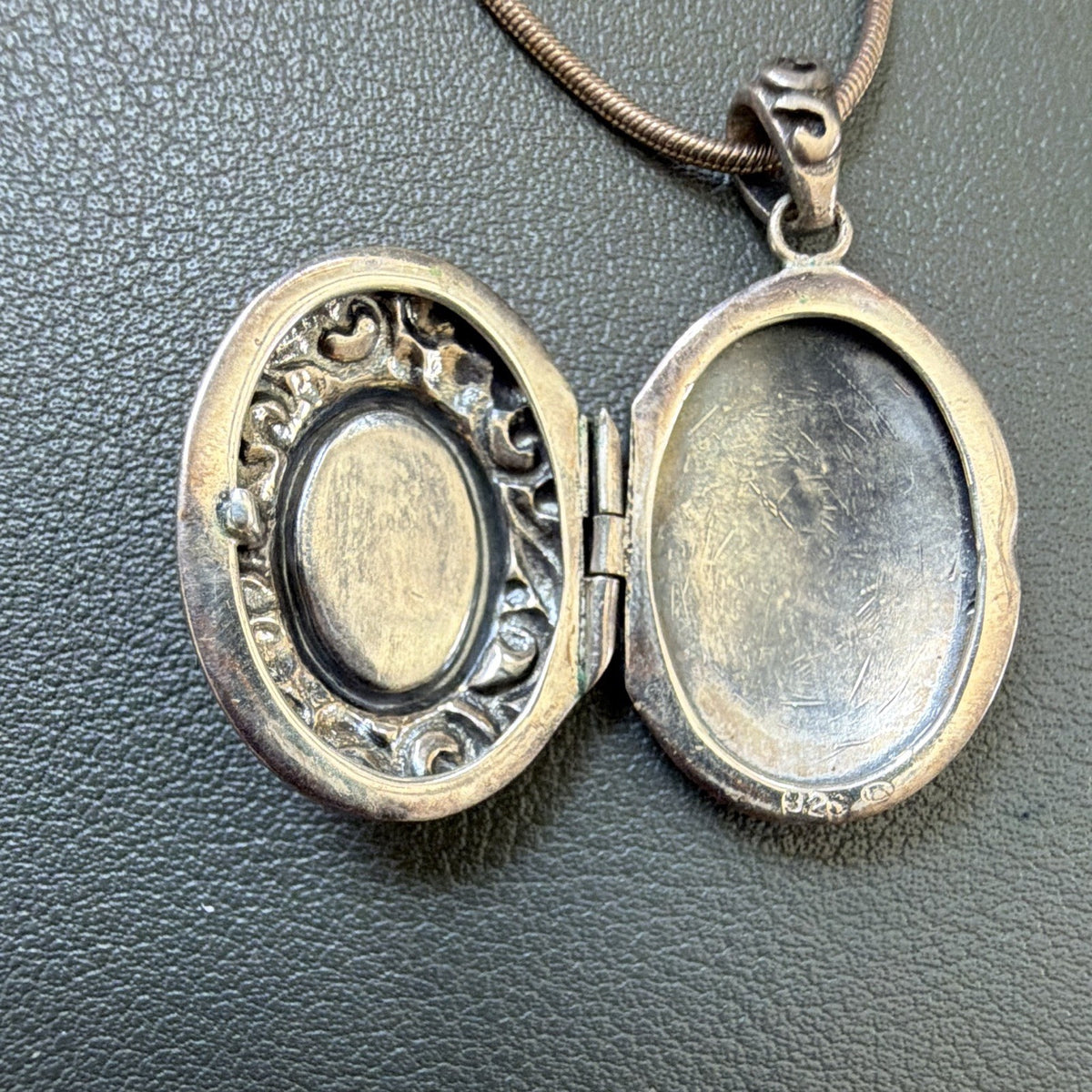 925 Sterling Silver Oval Turquoise Locket Pendant Necklace 18in Snake Chain 