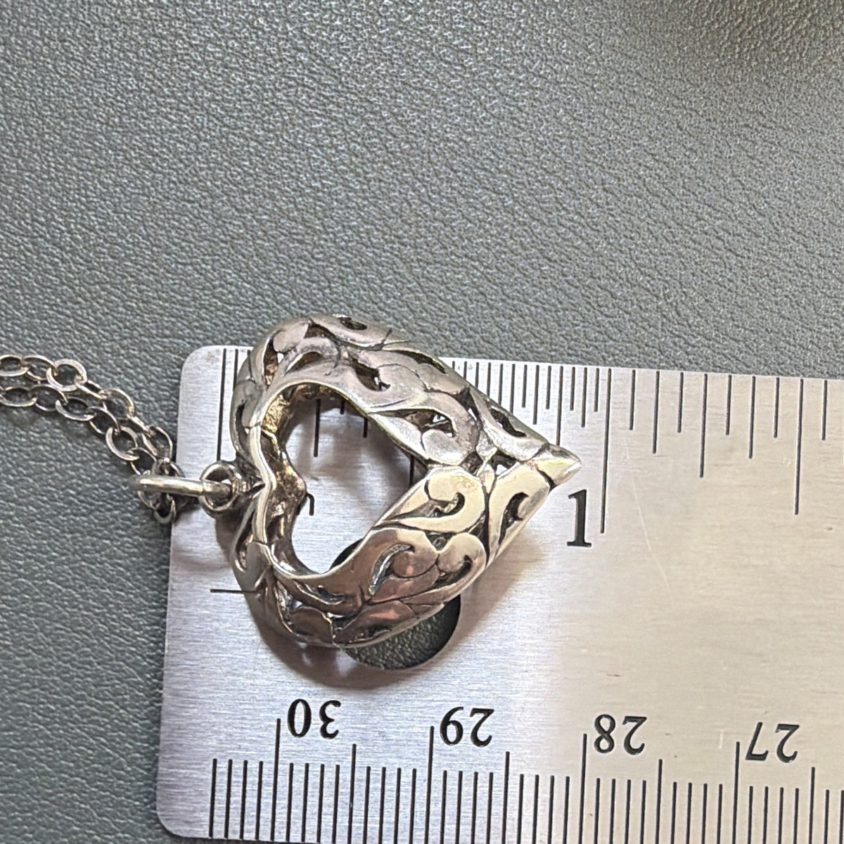Jezlaine 925 Sterling Silver Openwork Filigree Heart Pendant Necklace 24inch 