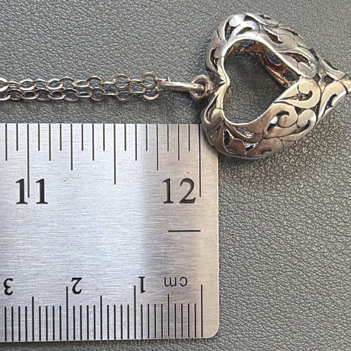 Jezlaine 925 Sterling Silver Openwork Filigree Heart Pendant Necklace 24inch 