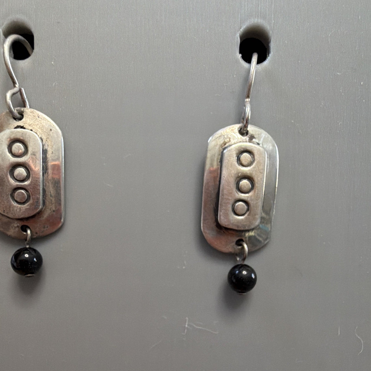 Taxco Signed Sterling Silver 925 Onyx Round Bead Dangle Hook Earrings 1.5in