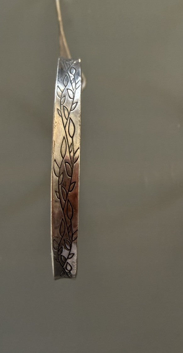 Vintage Silpada Sterling Silver 925 Engraved Etched Hoop Hook Earrings 1.59 in