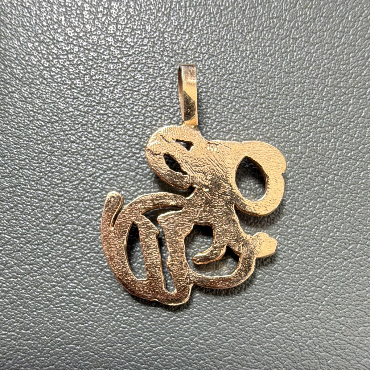 14K Yellow Gold monogram interlocking letter pendant charm 3.1g