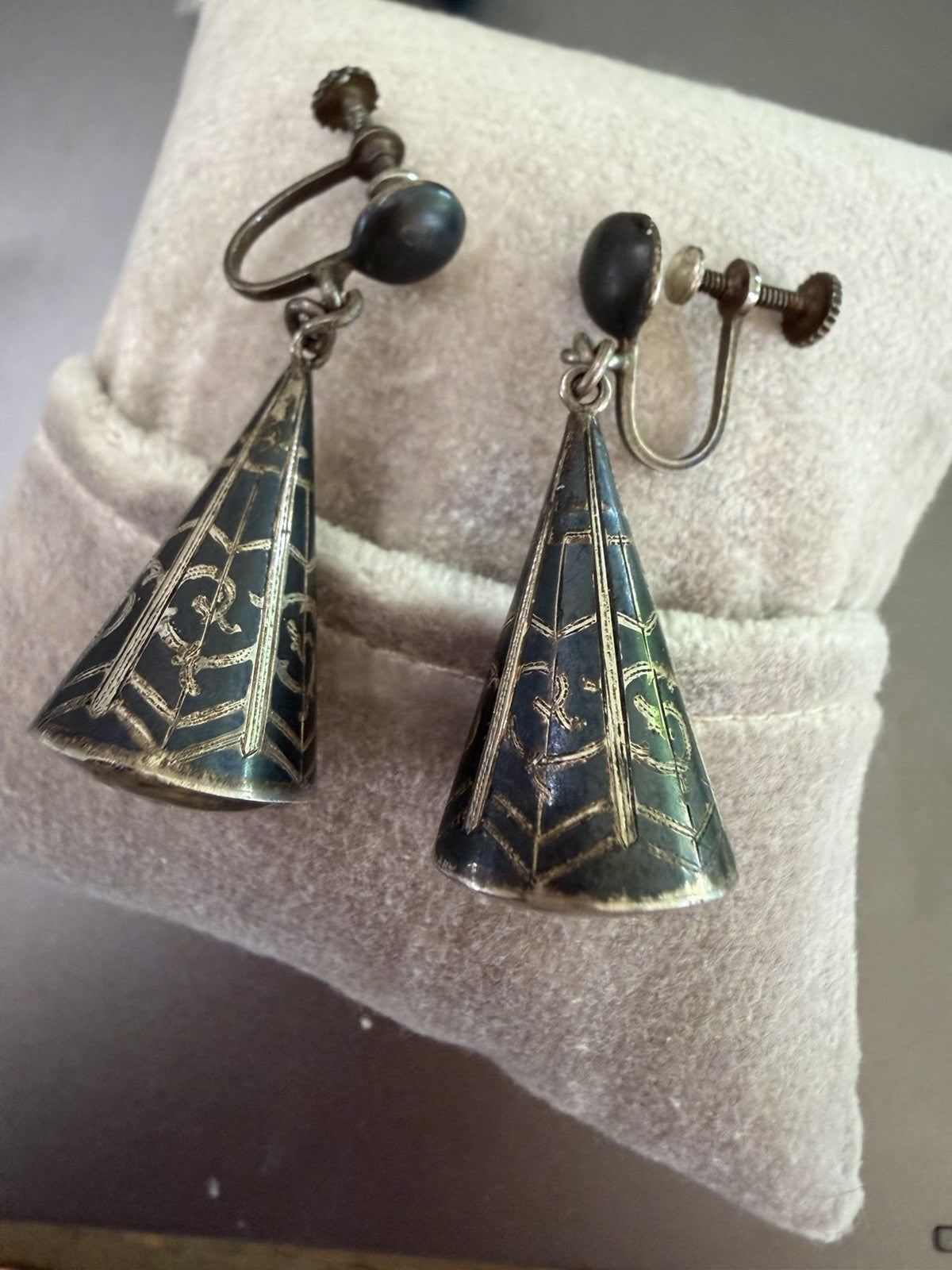 925 Sterling Silver Vintage Siam  Hindu Bell Screw Back Earrings