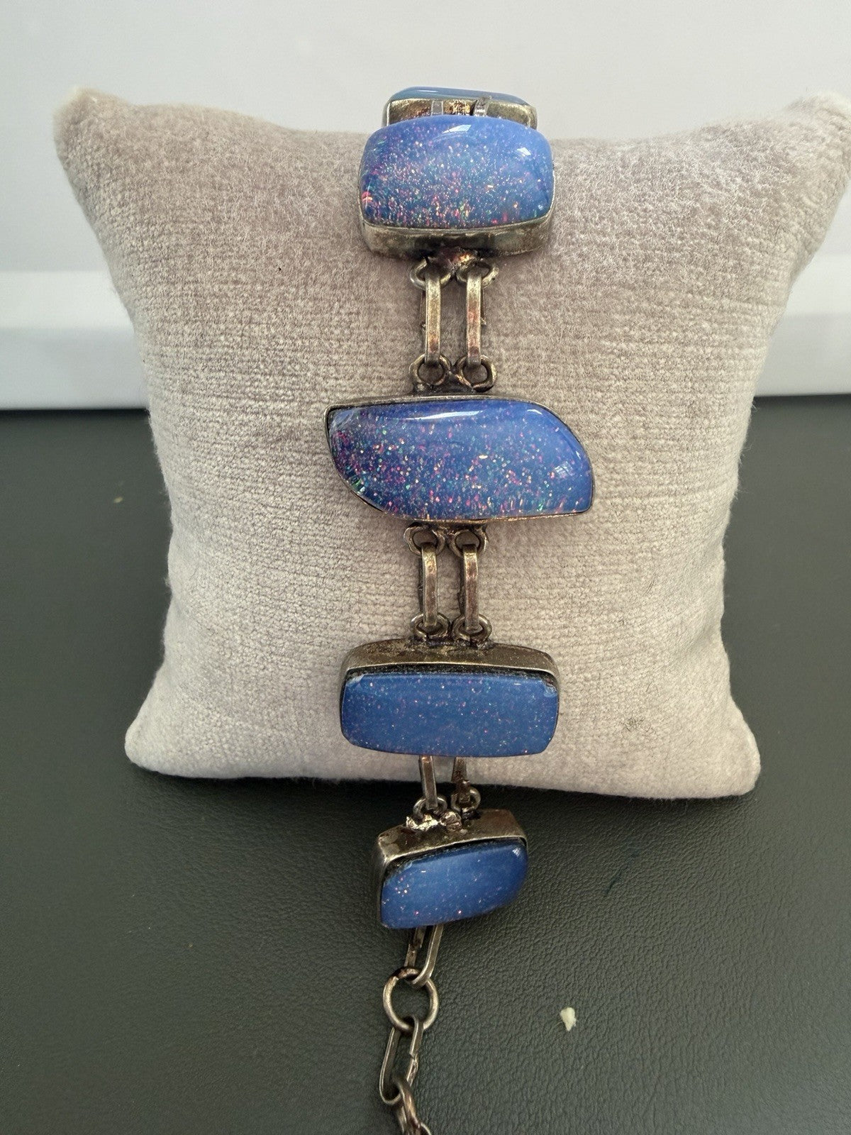 Gorgeous & Glittery Sterling Silver Bracelet Blue Australian (?) Opal Or Opalite