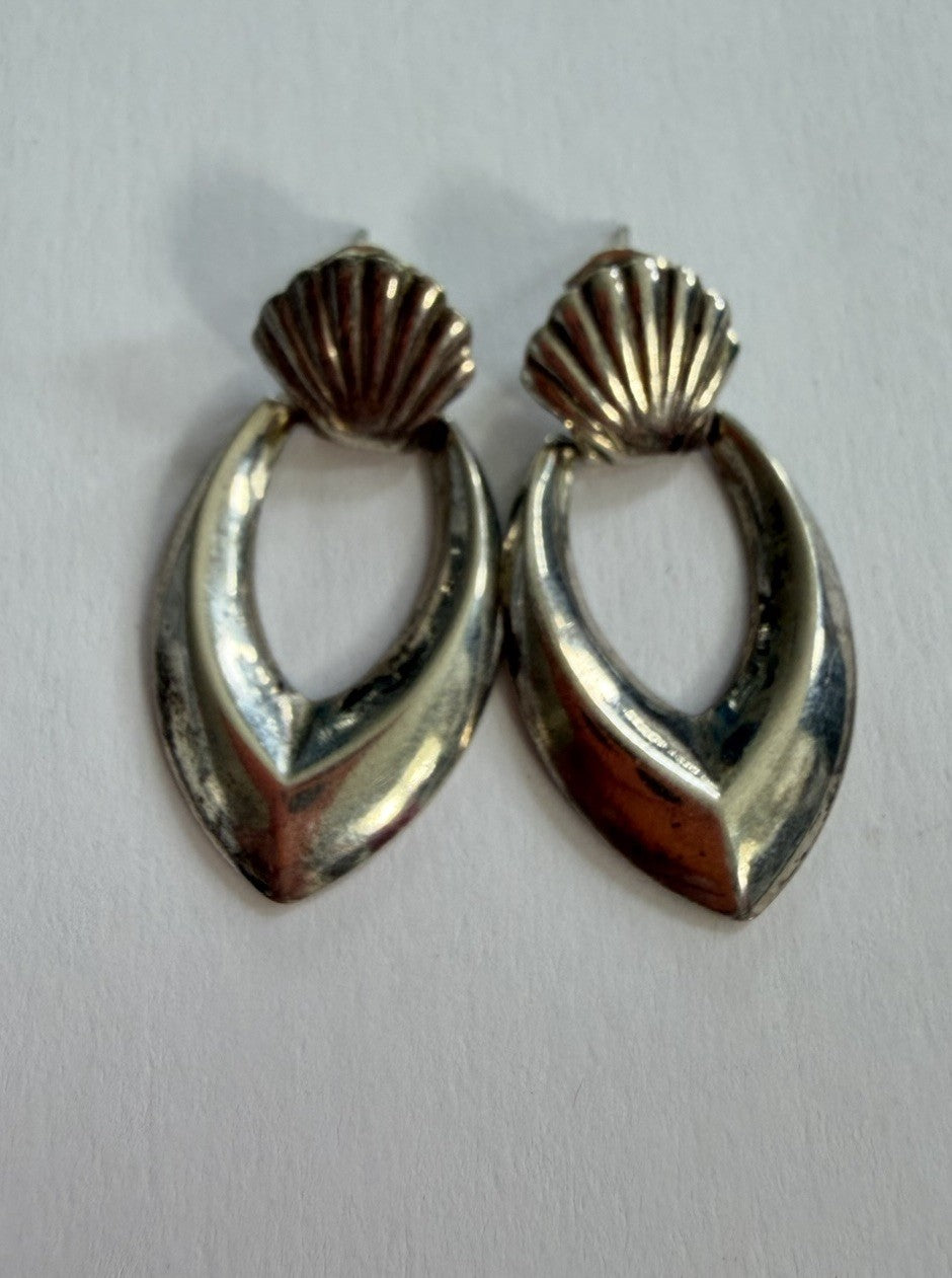 Vintage Navajo Style  Sterling Silver Scallop Shell Door Knocker Dangle Earrings