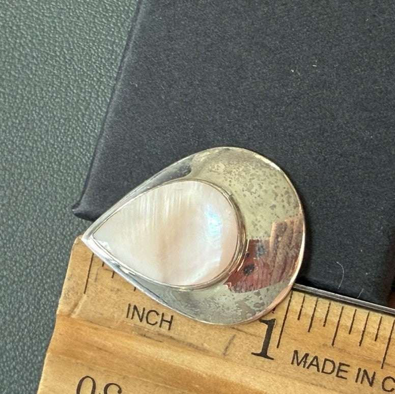 Southwestern Native 925 Sterling Silver Pink MOP Inlay Teardrop Earrings