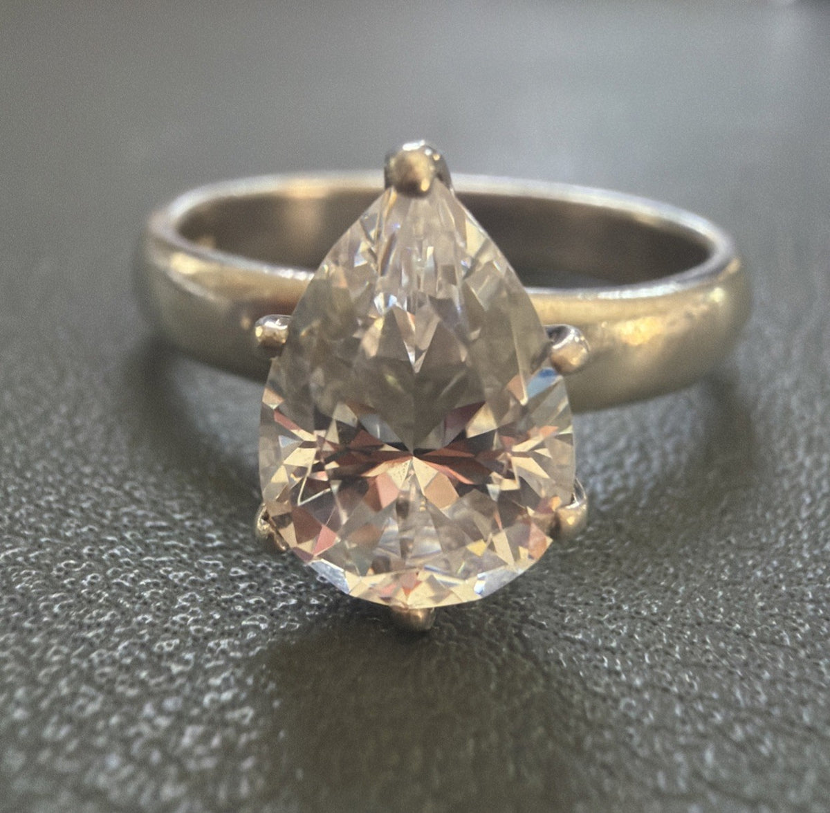 Diamonique DQ 925 Sterling Silver Pear/teardrop Brilliant Solitaire CZ Ring Sz 7