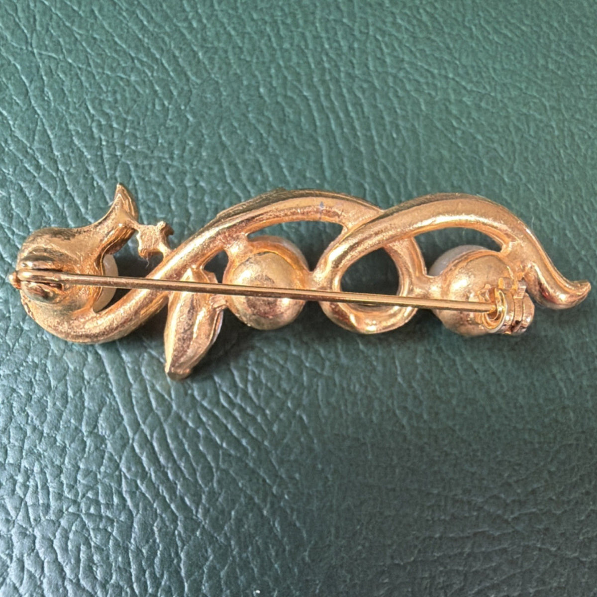 Vintage Gold Tone Faux Pearl Rhinestone Swirl Brooch Pin 3”