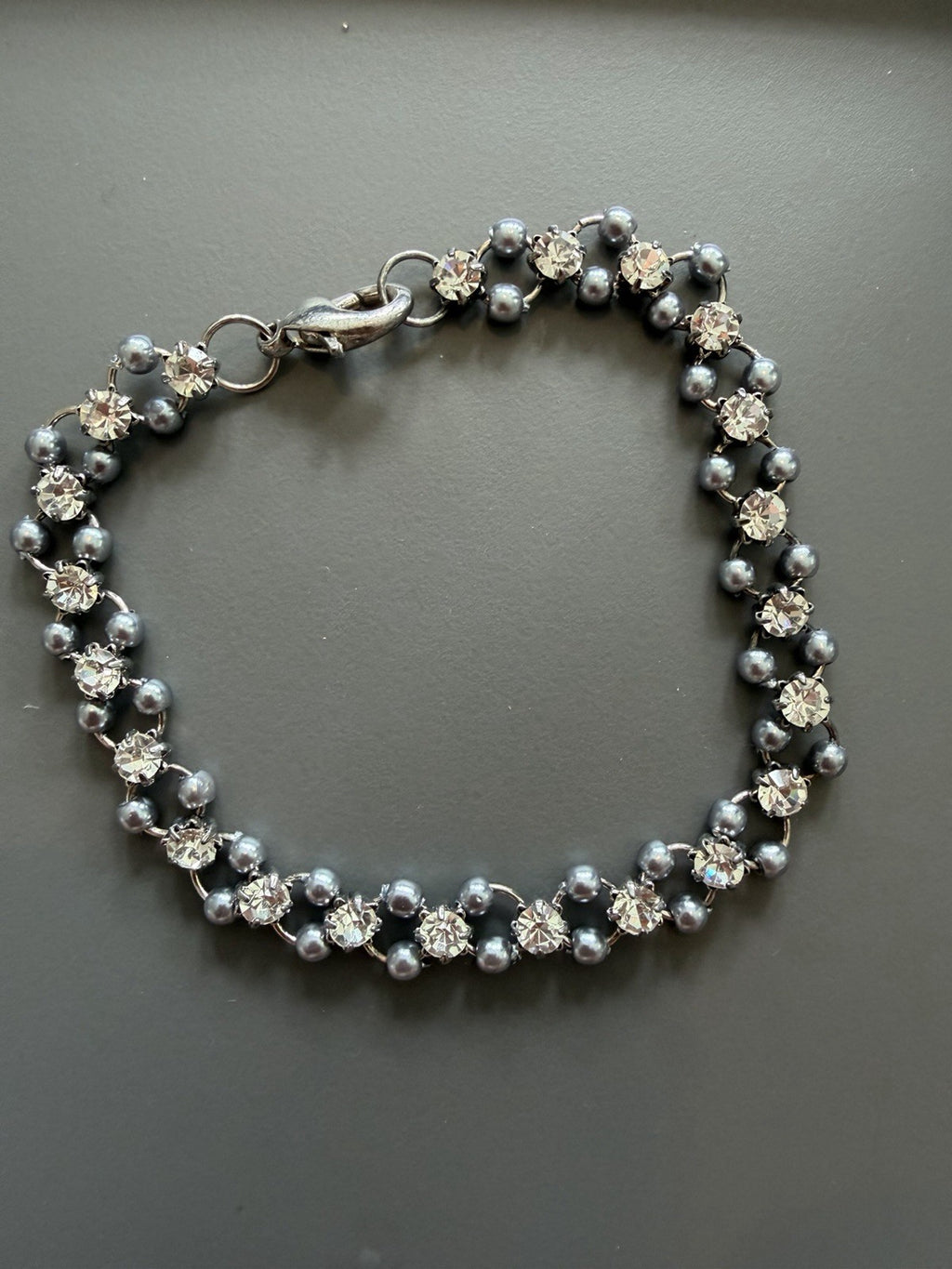 Bundles Set Of Two bracelet rhinestones and faux pearls