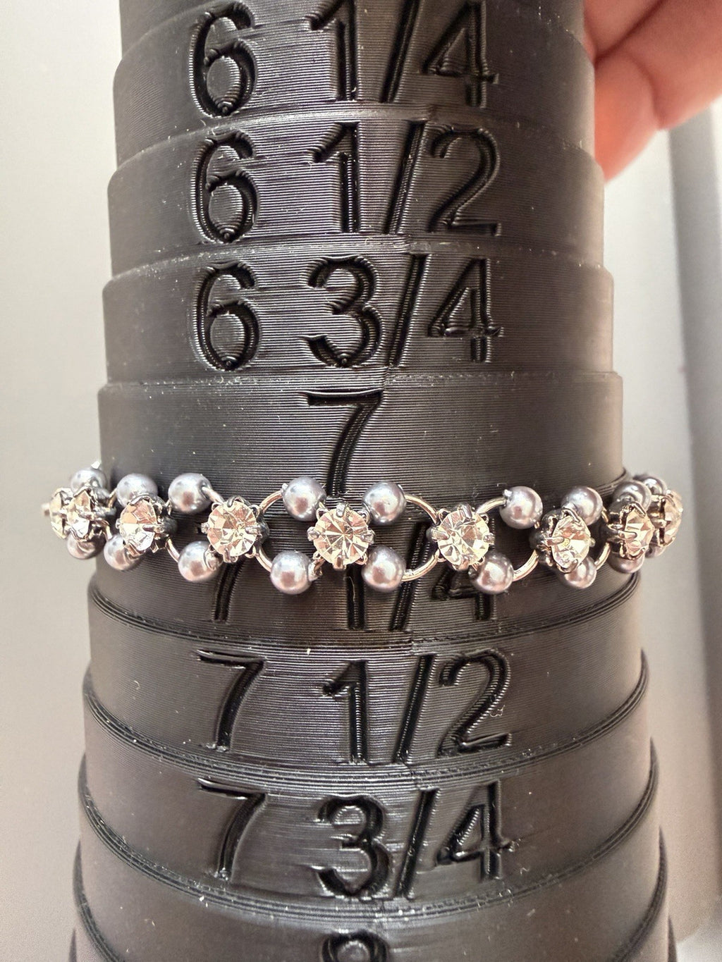 Bundles Set Of Two bracelet rhinestones and faux pearls