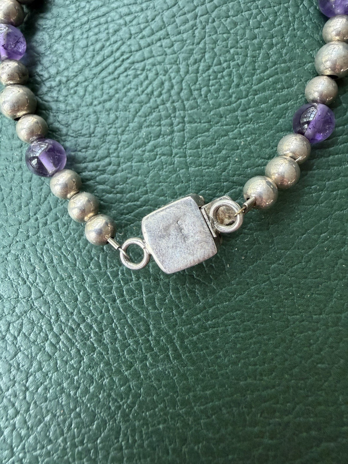 925 Sterling Silver Native Style Amethyst Bead Bracelet Gorgeous Box Clasp 6.5