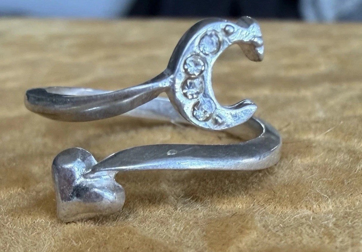 Avon Bypass Sterling Silver 925 Initial Letter C and Heart Shape Band Ring