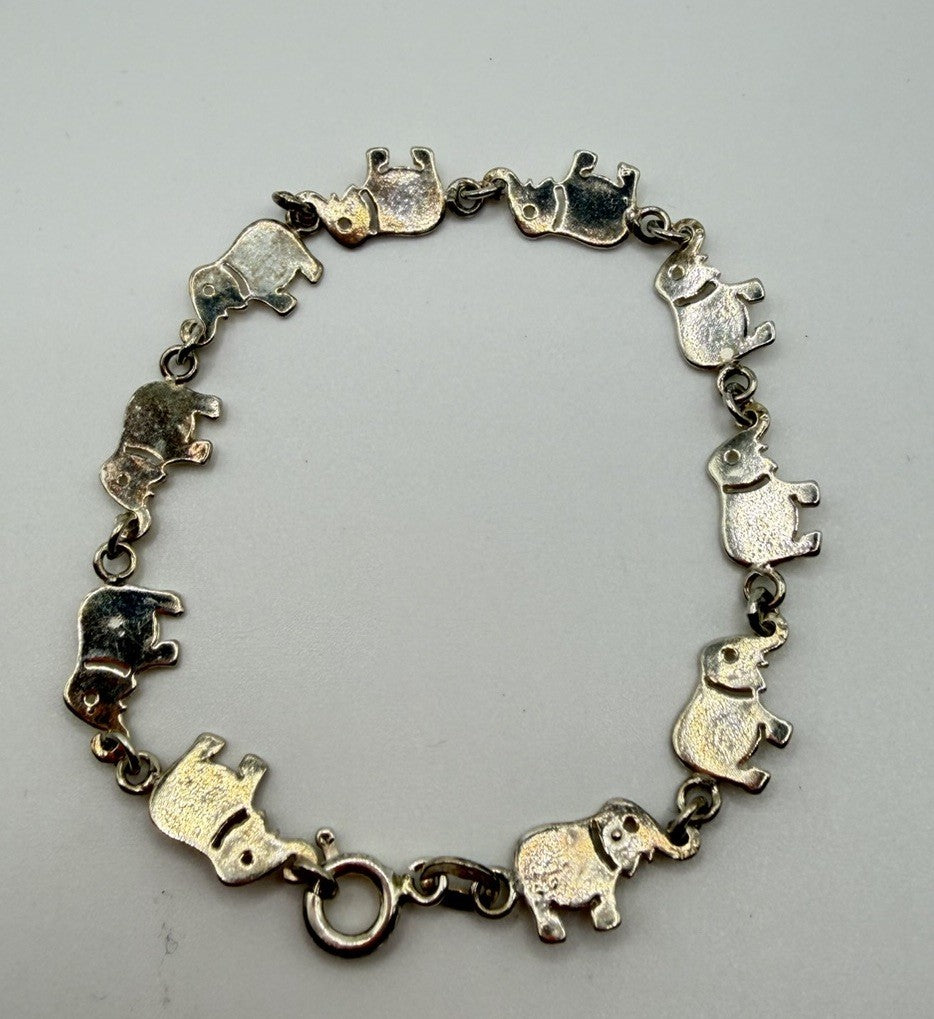 Vintage Italy Sterling Silver 925 Elephants Holding Tails Trunks Up  Bracelet