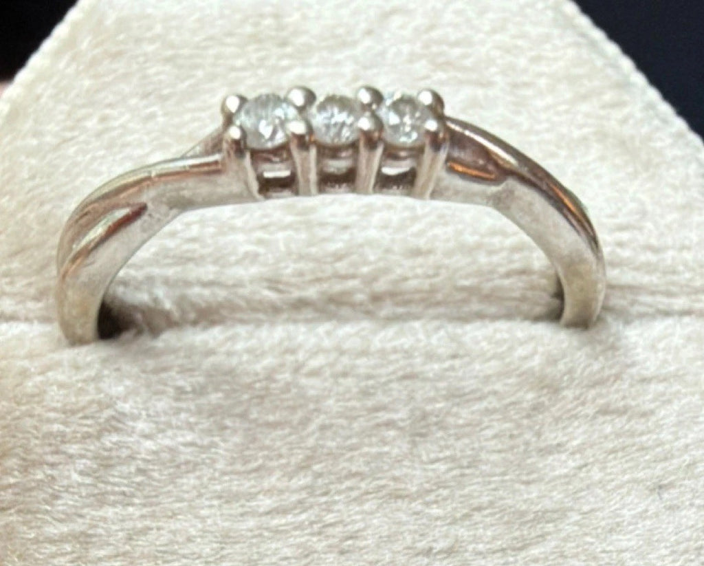 10K White Gold 3 Round Natural Diamond Ring Size 7  simple stacking Band, Signed