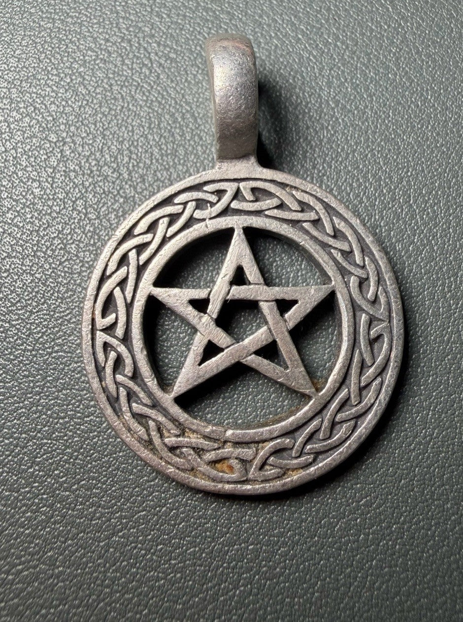New Silver Celtic Pentagram Pendant