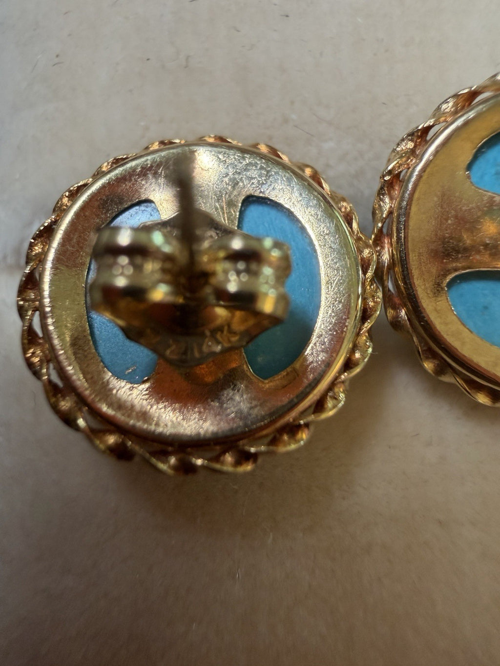Vintage 14K Yellow Gold  Round Cabochon Sleeping Beauty Turquoise Earrings