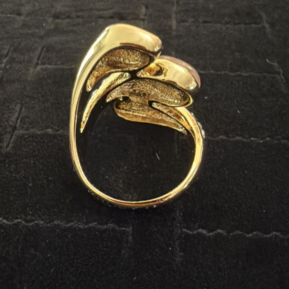 Camille Lucie Gold Tone Pink Teardrop Cocktail Ring Size 8 Designer signed