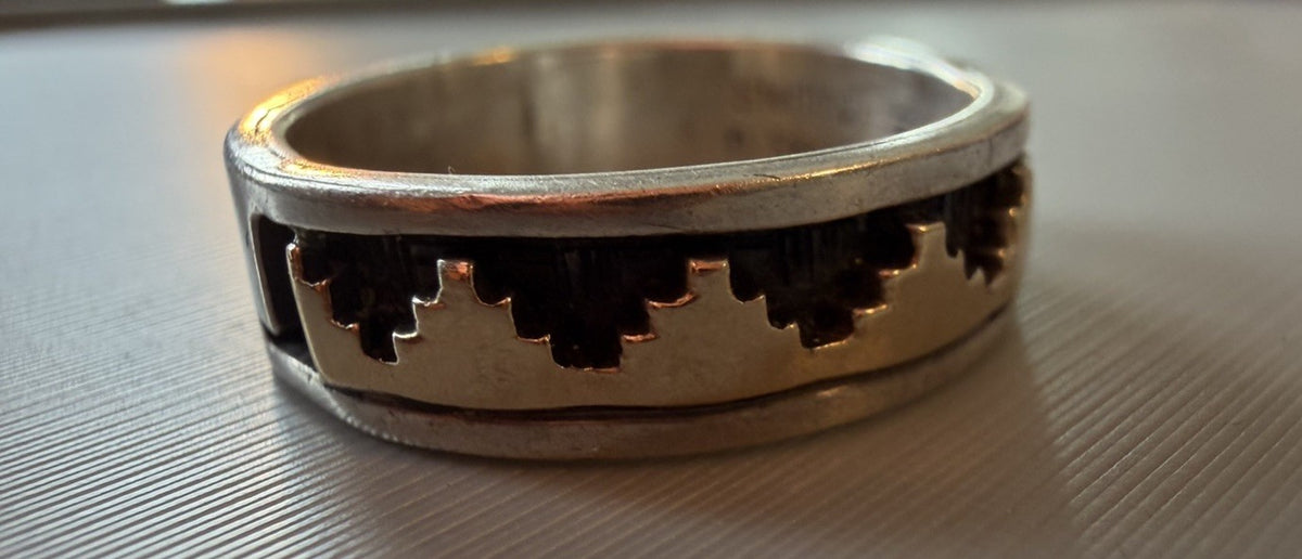 Vintage D Skeets Navajo Native Sterling Silver 14k Yellow Gold Inlaid Band 8.5