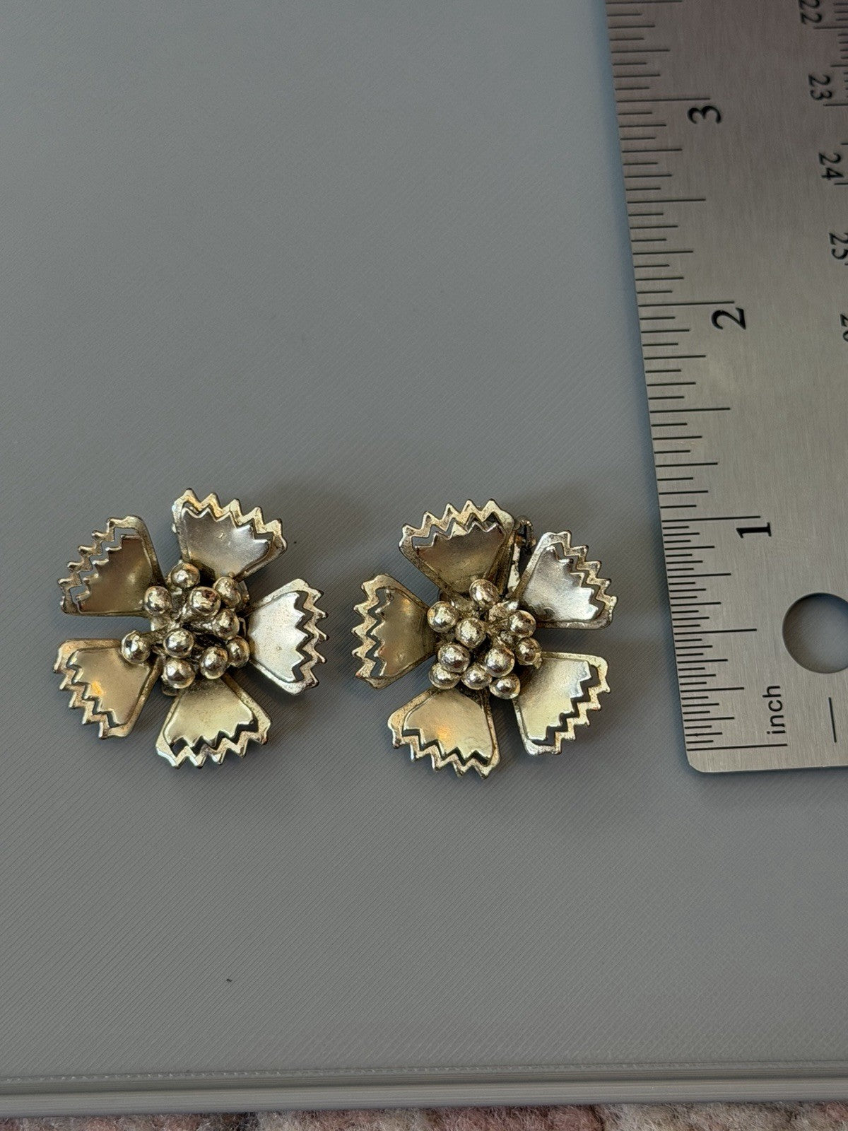 Vintage Pair Of Gold Toned Metal Flower Clip-on Earrings