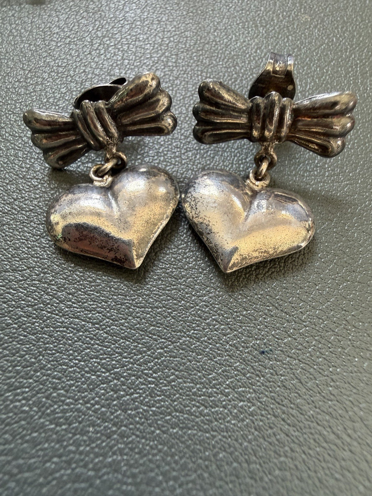 Vintage Adorable 925 Sterling Silver Hearts & Bow Dangle Puffy Earrings