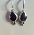 Vtg Sterling Silver 925 Tear Drop Black Onyx Earrings Stationed Hook