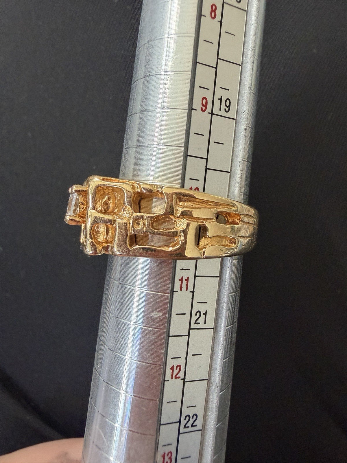 14K GE Yellow Gold Band Ring with Round clear glass Prong Setting, Size 10.5-11