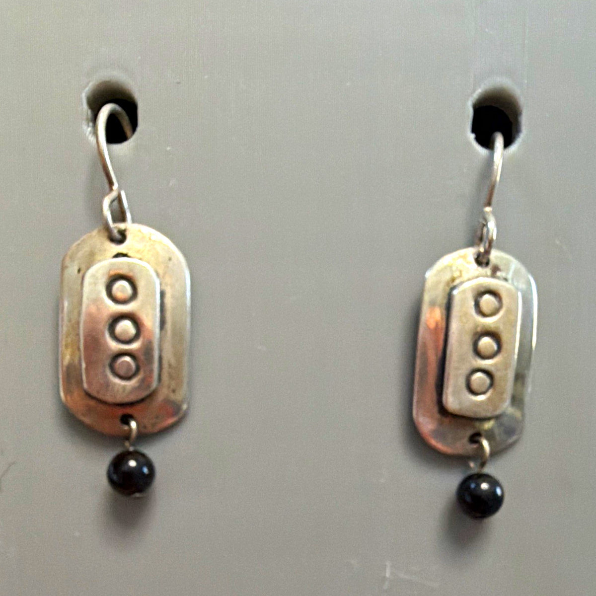 Taxco Signed Sterling Silver 925 Onyx Round Bead Dangle Hook Earrings 1.5in