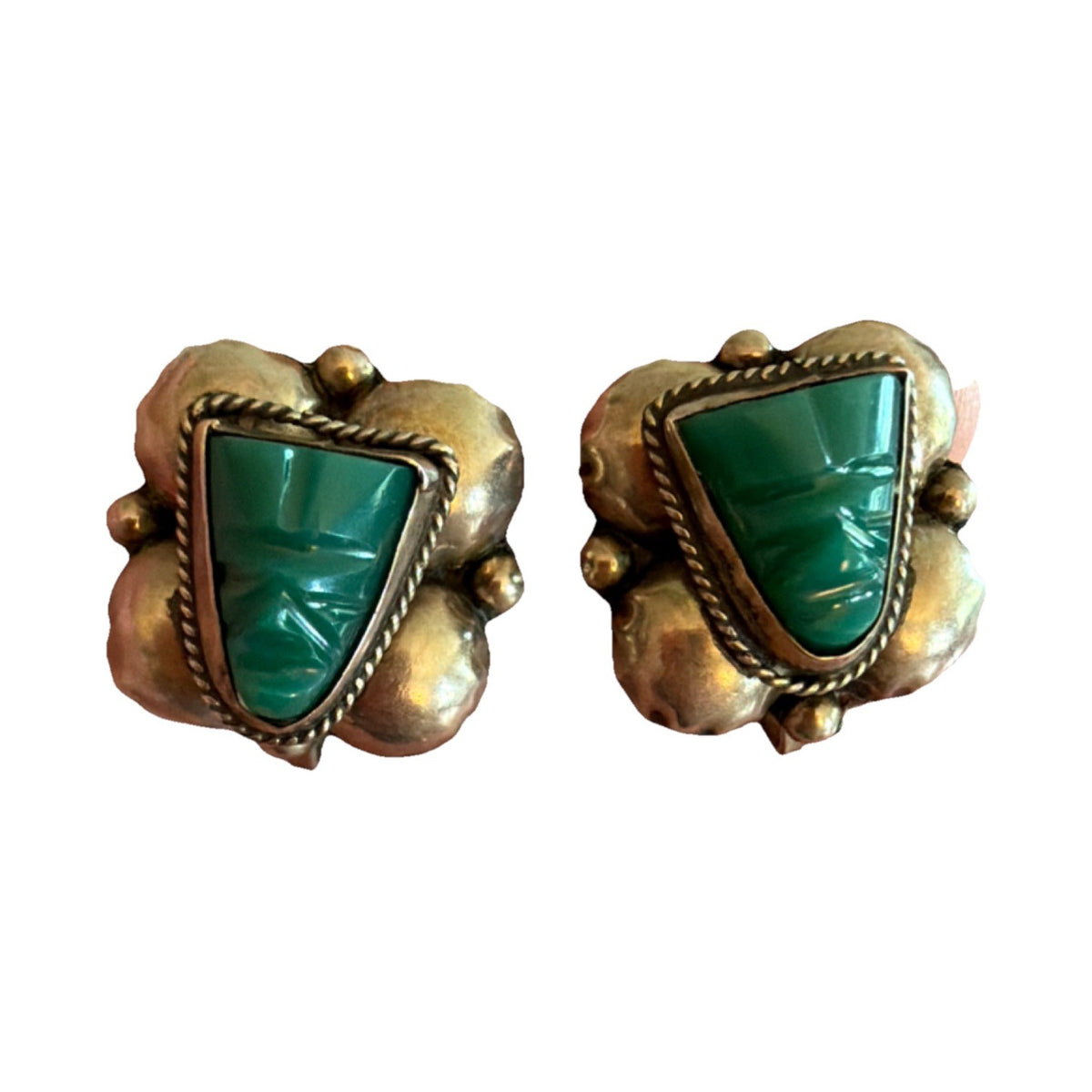 Vintage 925 Sterling silver Carved Green Stone Native Navajo Screw Back Earrings