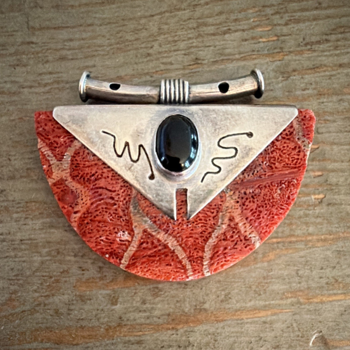 Vintage 925 Sterling Silver Sponge Coral Black Stone Modernist Brooch pendant 
