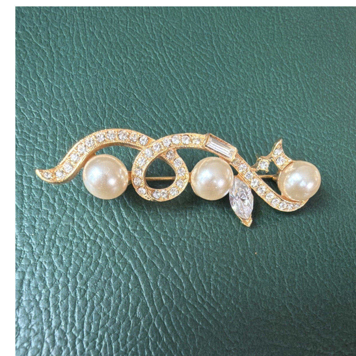 Vintage Gold Tone Faux Pearl Rhinestone Swirl Brooch Pin 3”